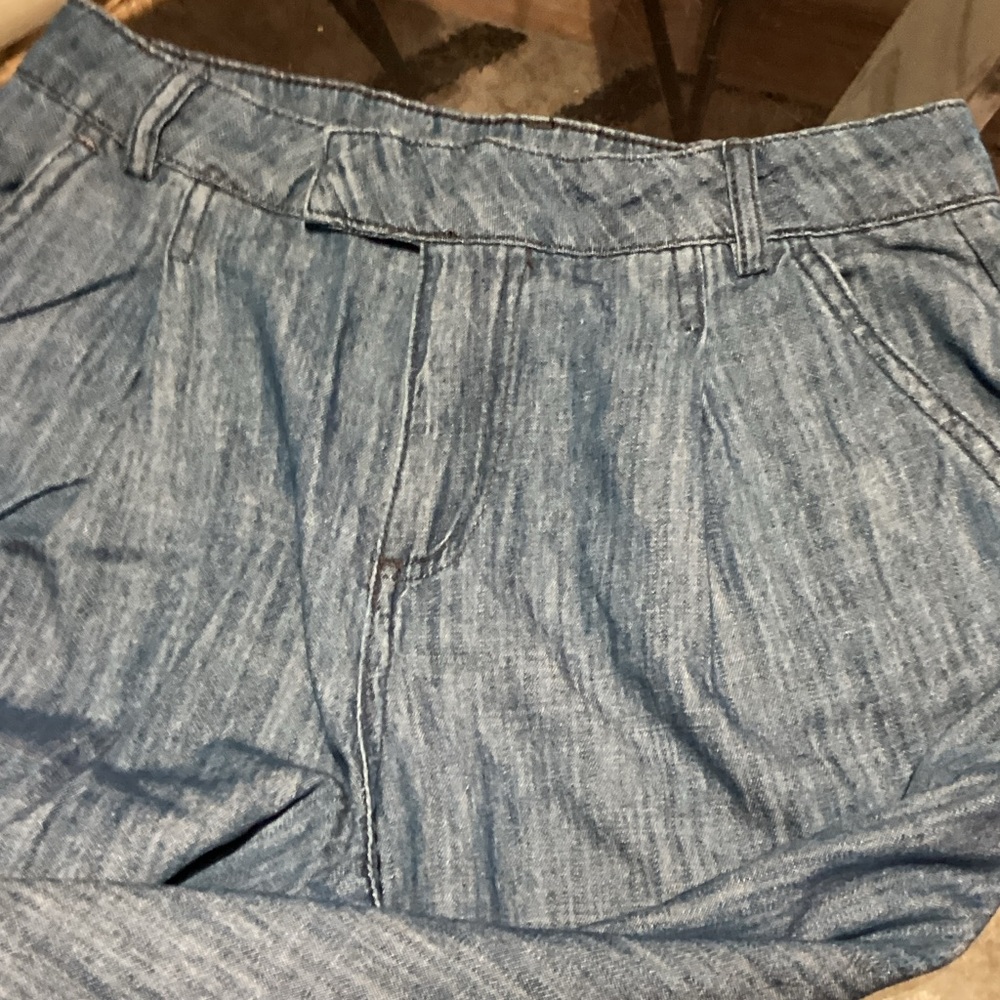 Zara Jeans. New! Never worn.